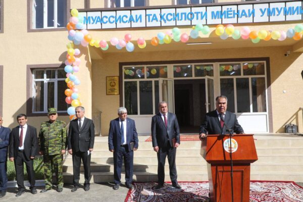 Дар Кӯҳистони Мастчоҳ бинои нави муассисаи таҳсилоти миёнаи умумии №13 ба истифода дода шуд