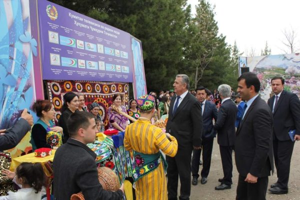 Истиқболи гарму самимӣ аз ҷашни Наврӯзи ҷаҳонӣ дар Кумитаи телевизион ва радио