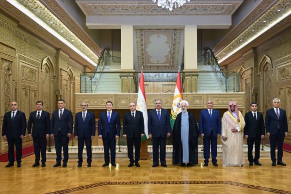 Президенти Ҷумҳурии Тоҷикистон Эмомалӣ Раҳмон прокурорҳои генералии давлатҳои аъзои Созмони ҳамкории иқтисодиро ба ҳузур пазируфтанд