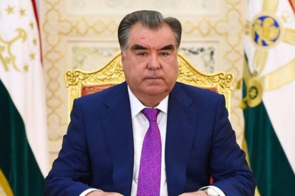 ТОҶИКИСТОНУ ЧИН ШАРИКОНИ ҲАМАҶОНИБАИ СТРАТЕГӢ МЕБОШАНД. Нашри мусоҳибаи Президенти Ҷумҳурии Тоҷикистон муҳтарам Эмомалӣ Раҳмон дар ВАО-и расмии Чин