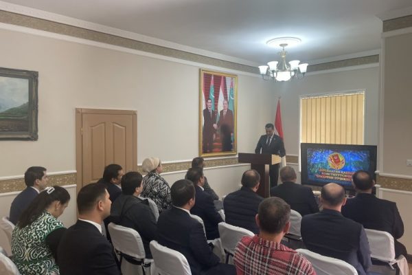 Дар Туркманистон 30-солагии Конститутсияи Ҷумҳурии Тоҷикистон таҷлил гардид
