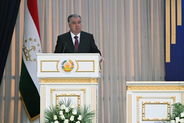 Президенти Ҷумҳурии Тоҷикистон Эмомалӣ Раҳмон бо роҳбарон ва фаъолони Вилояти Мухтори Кӯҳистони Бадахшон мулоқот намуданд