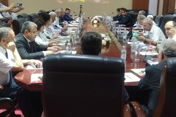 Рӯнамоии китоби «Вақте ки офтоб тулӯъ мекард»-и Алихон Зарифӣ
