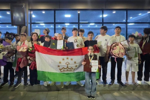 Хонандагони тоҷик дар Олимпиадаи байналмилалии «Brainiacs» 173 ҷойи ифтихориро сазовор гардиданд