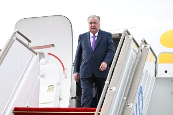 Пешвои миллат Эмомалӣ Раҳмон ба вилояти Суғд ташриф оварданд